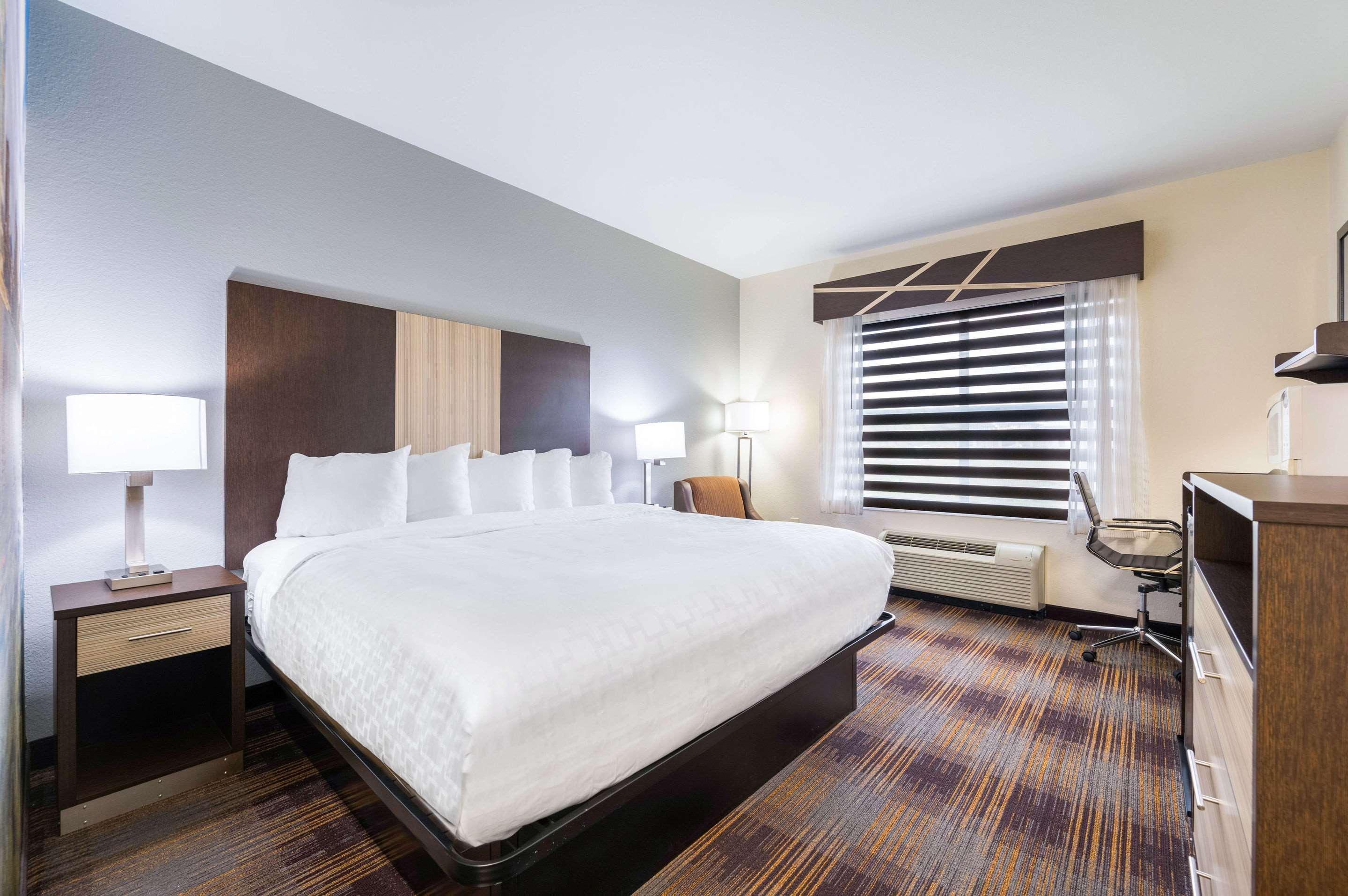 Clarion Pointe Madison-Huntsville Ngoại thất bức ảnh