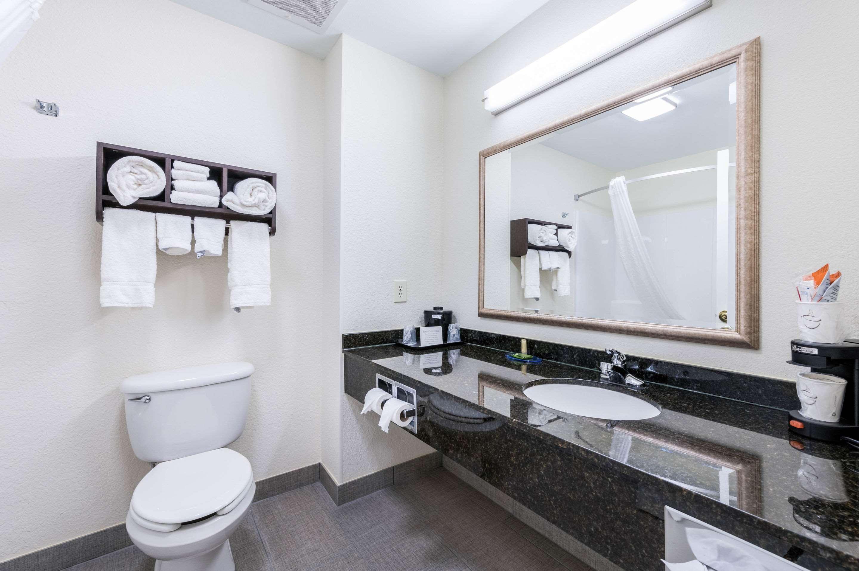 Clarion Pointe Madison-Huntsville Ngoại thất bức ảnh