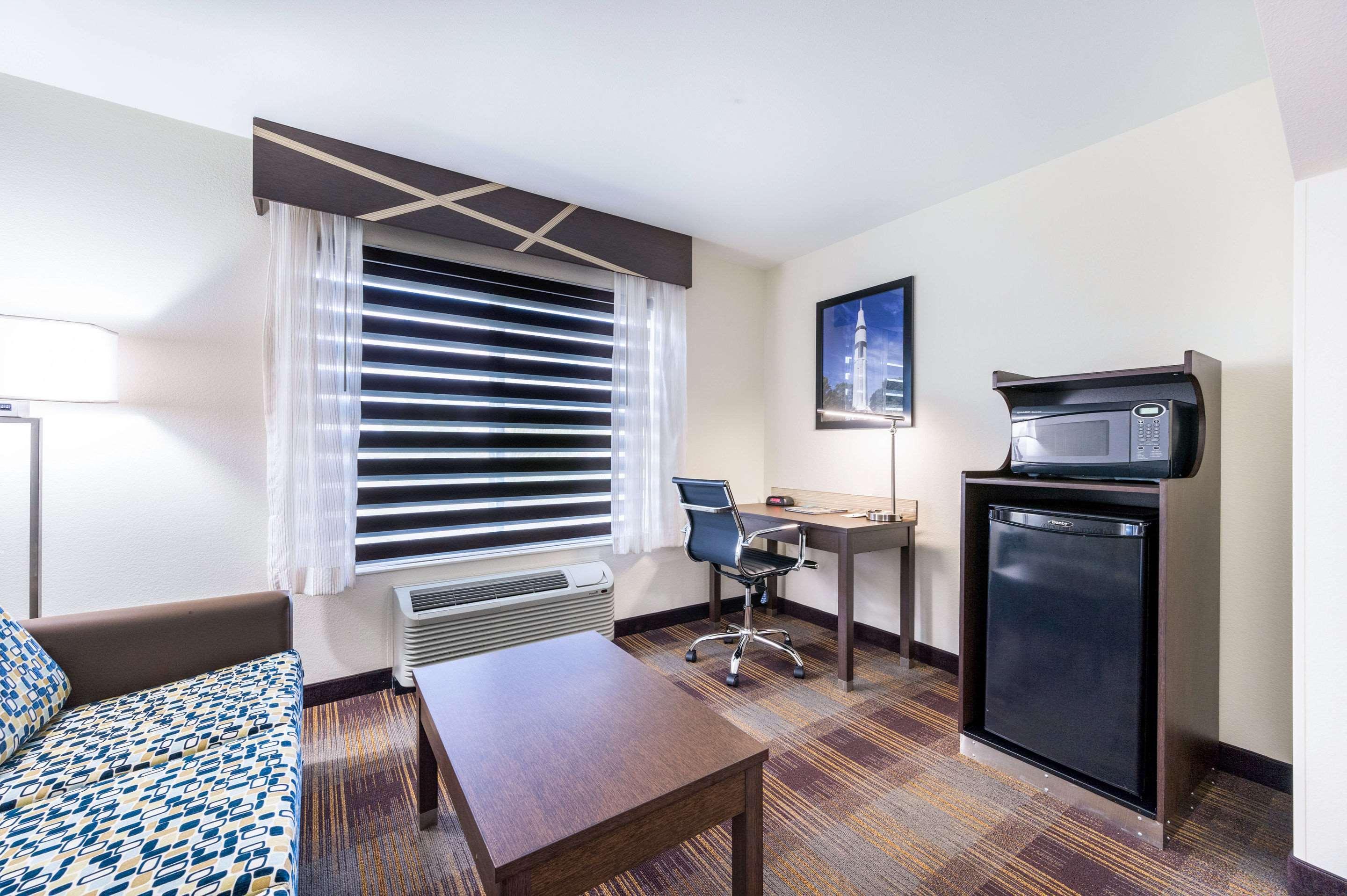Clarion Pointe Madison-Huntsville Ngoại thất bức ảnh