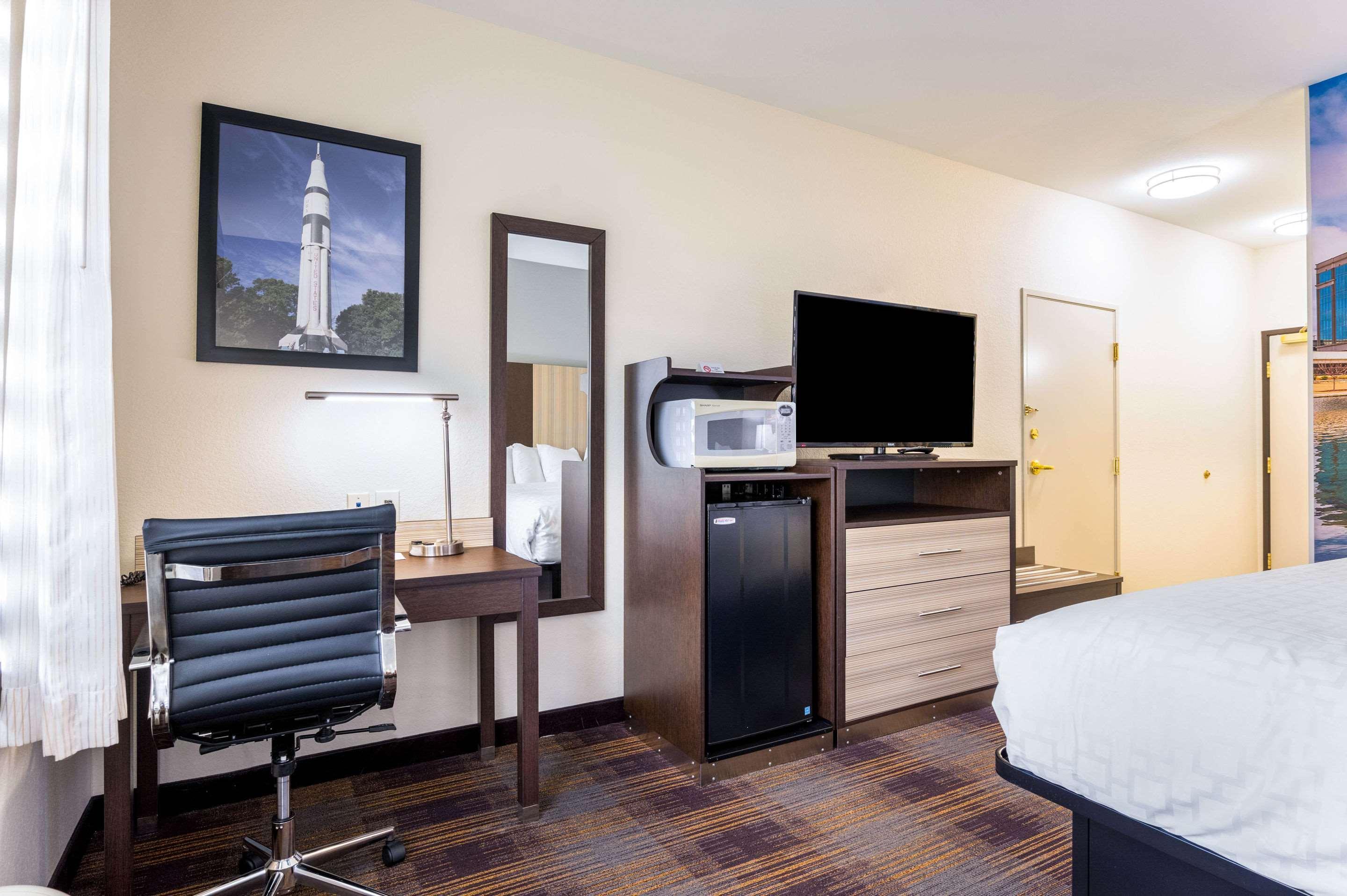 Clarion Pointe Madison-Huntsville Ngoại thất bức ảnh