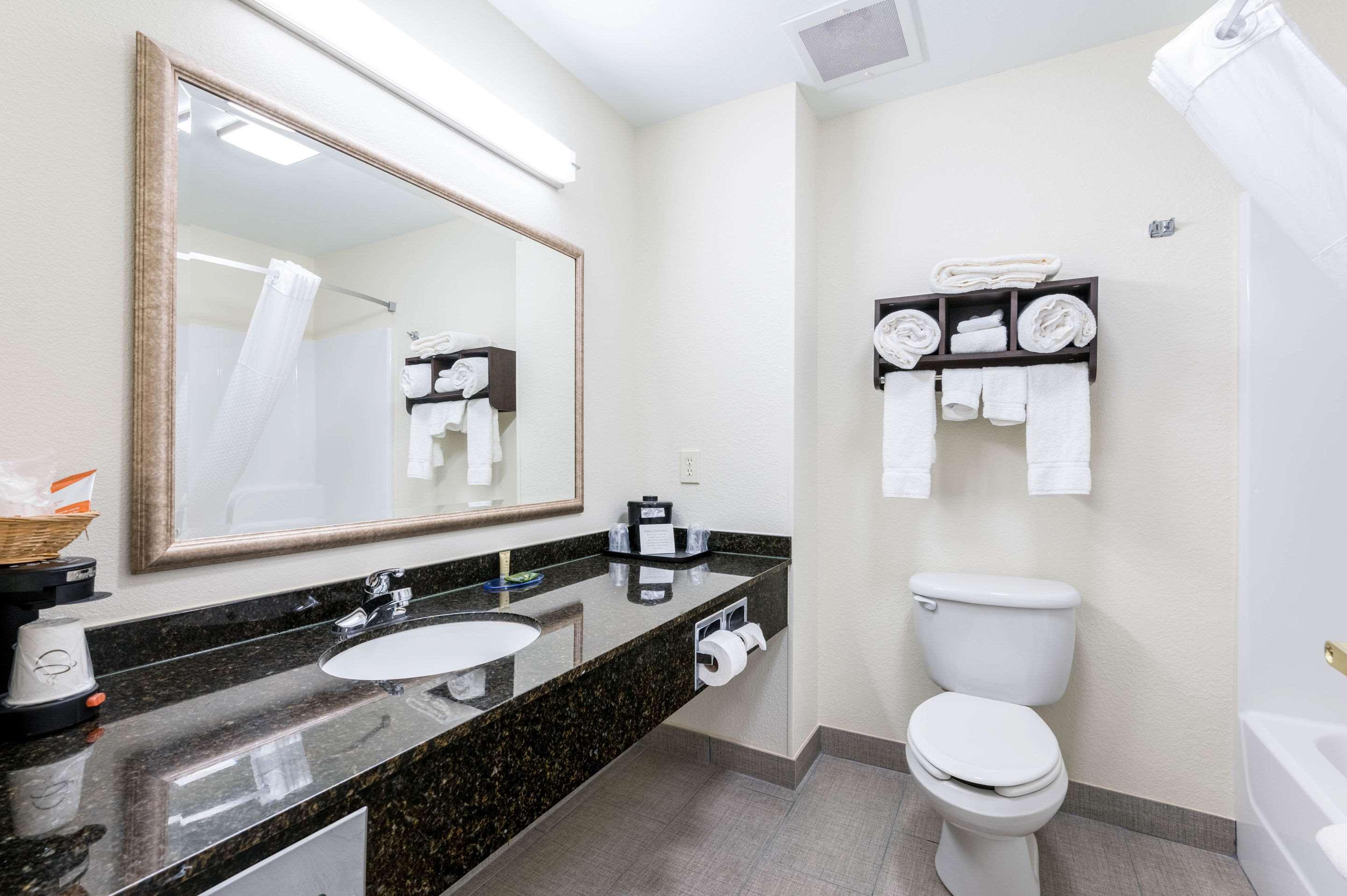 Clarion Pointe Madison-Huntsville Ngoại thất bức ảnh
