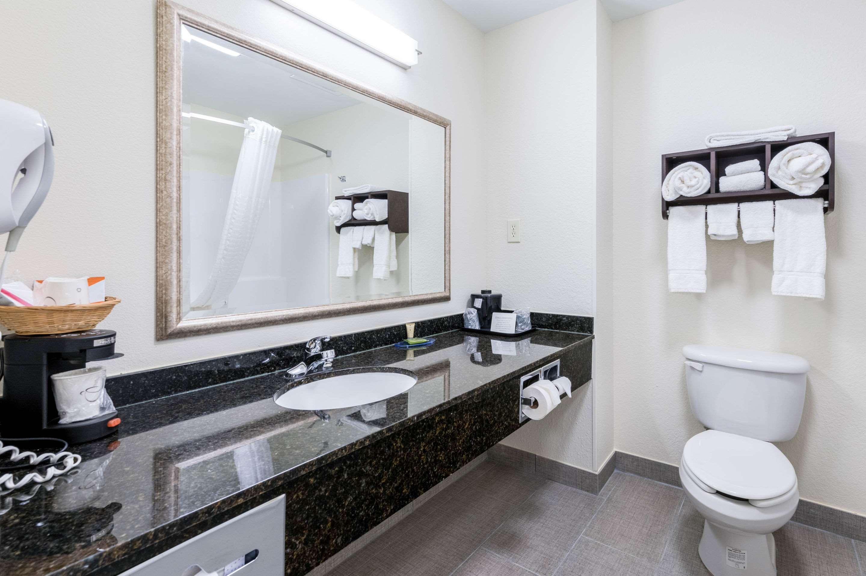 Clarion Pointe Madison-Huntsville Ngoại thất bức ảnh